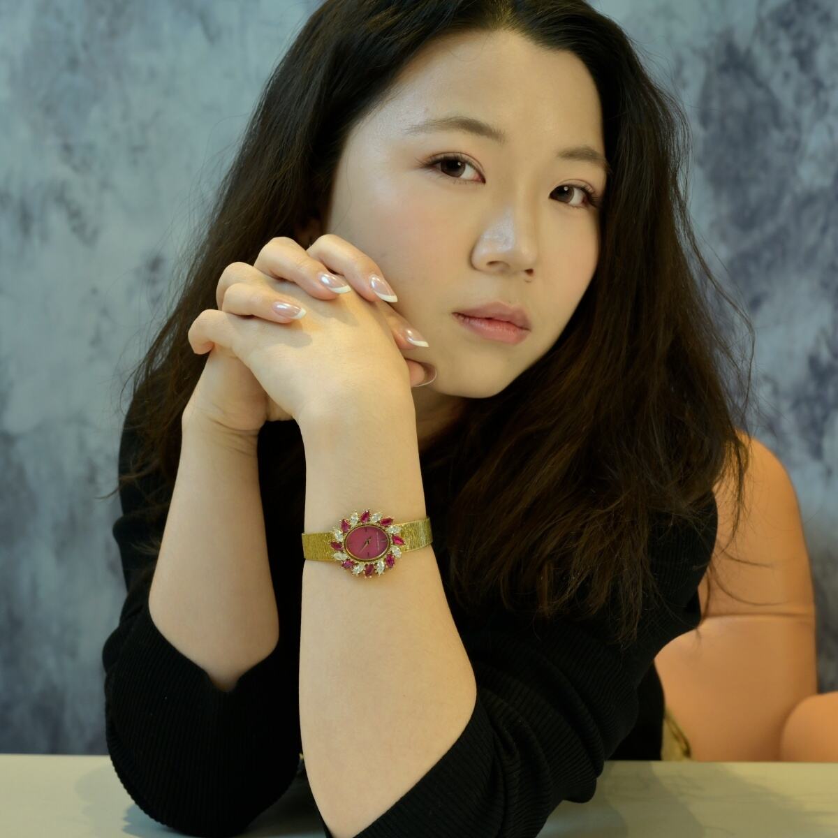The Premier Custom Watch Supplier for Vintage Women's Timepieces