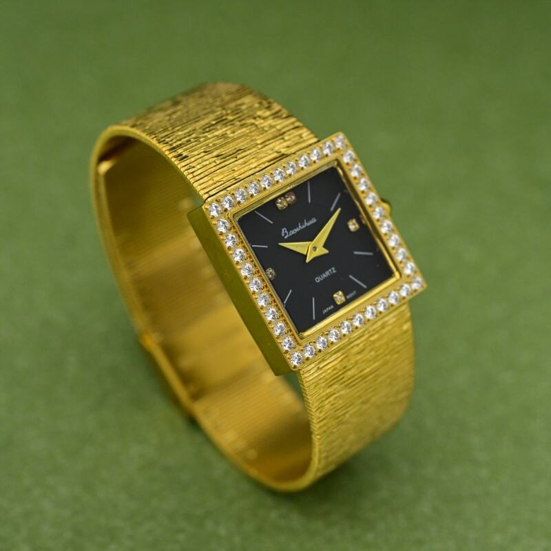 Unmatched Elegance and Precision in Vintage Women's Watches