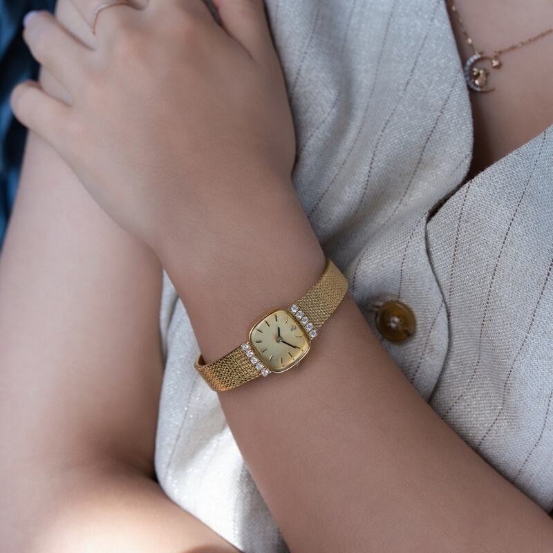 Discover the Unmatched Elegance of Thin Gold Watches
