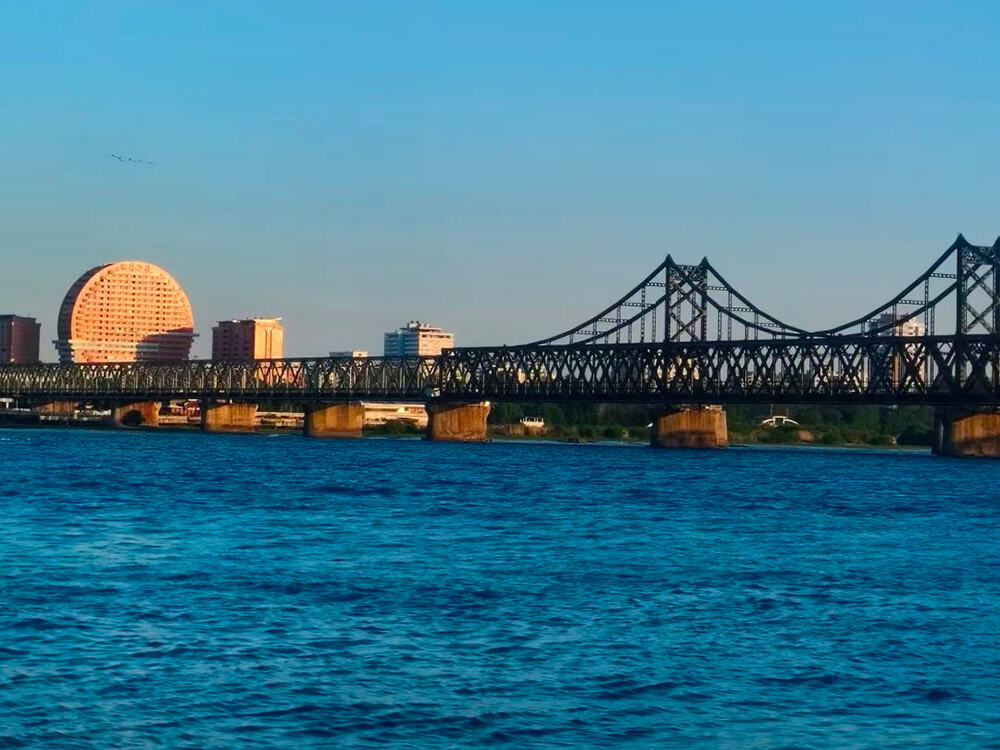 Anchor the Global Layout: Building a New Hub for the Cross-Border Watch Industry in Dandong