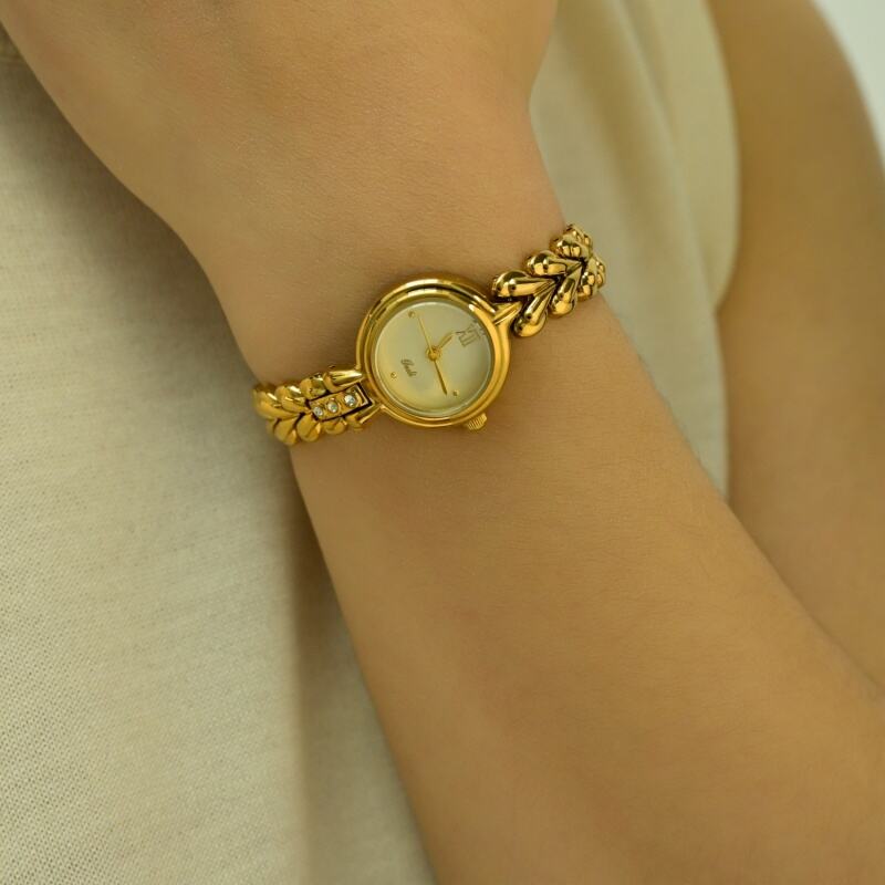 Discover the Unmatched Elegance of Retro Watches