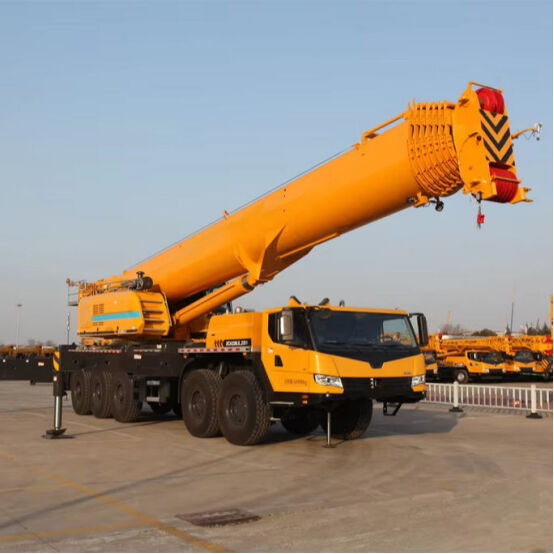 Dźwig XCMG o nośności 220 ton