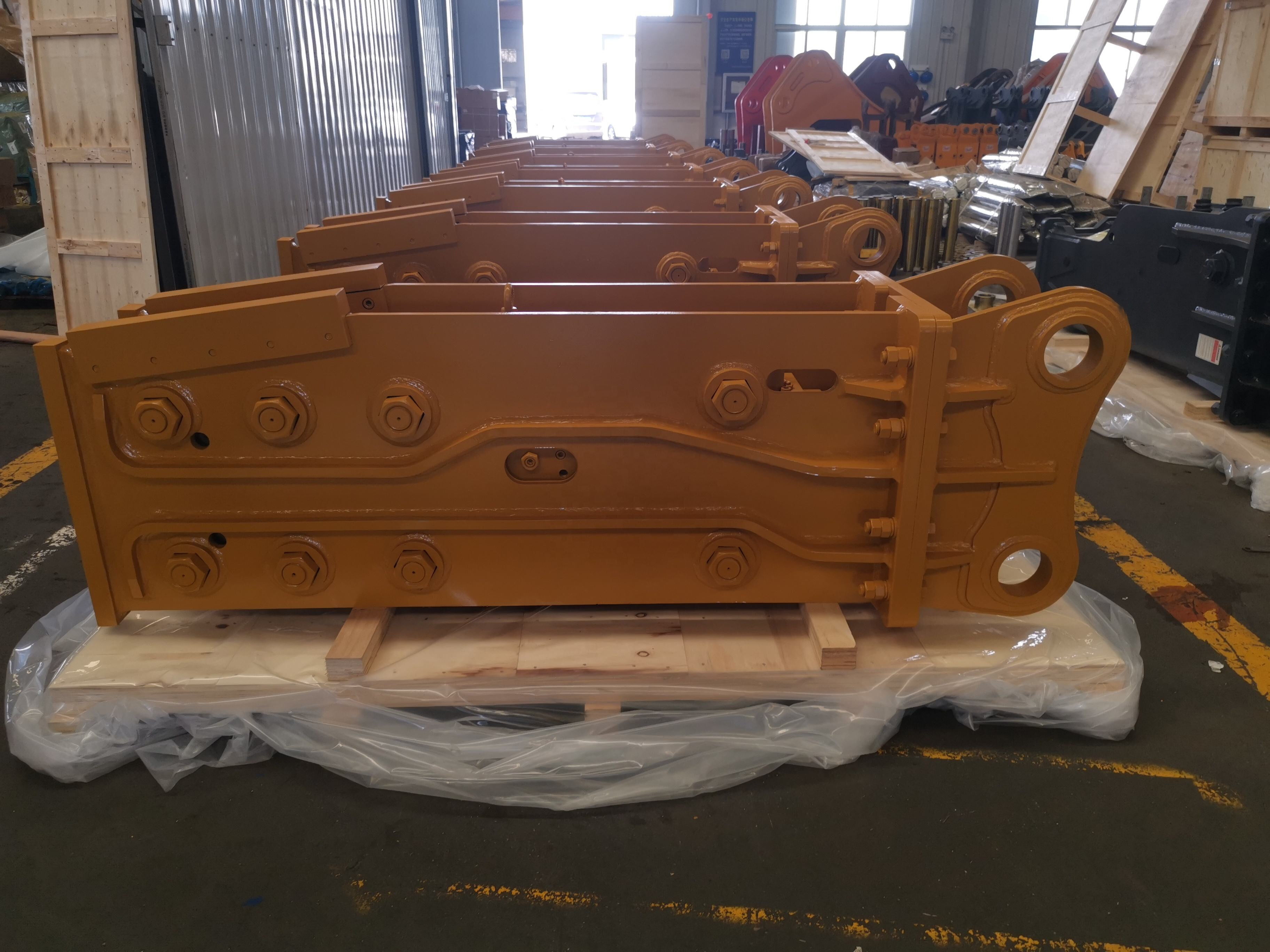 Ciężkoobciążony młotek demontażowy, idealny do rozbijania fundamentów, ścian betonowych i skał