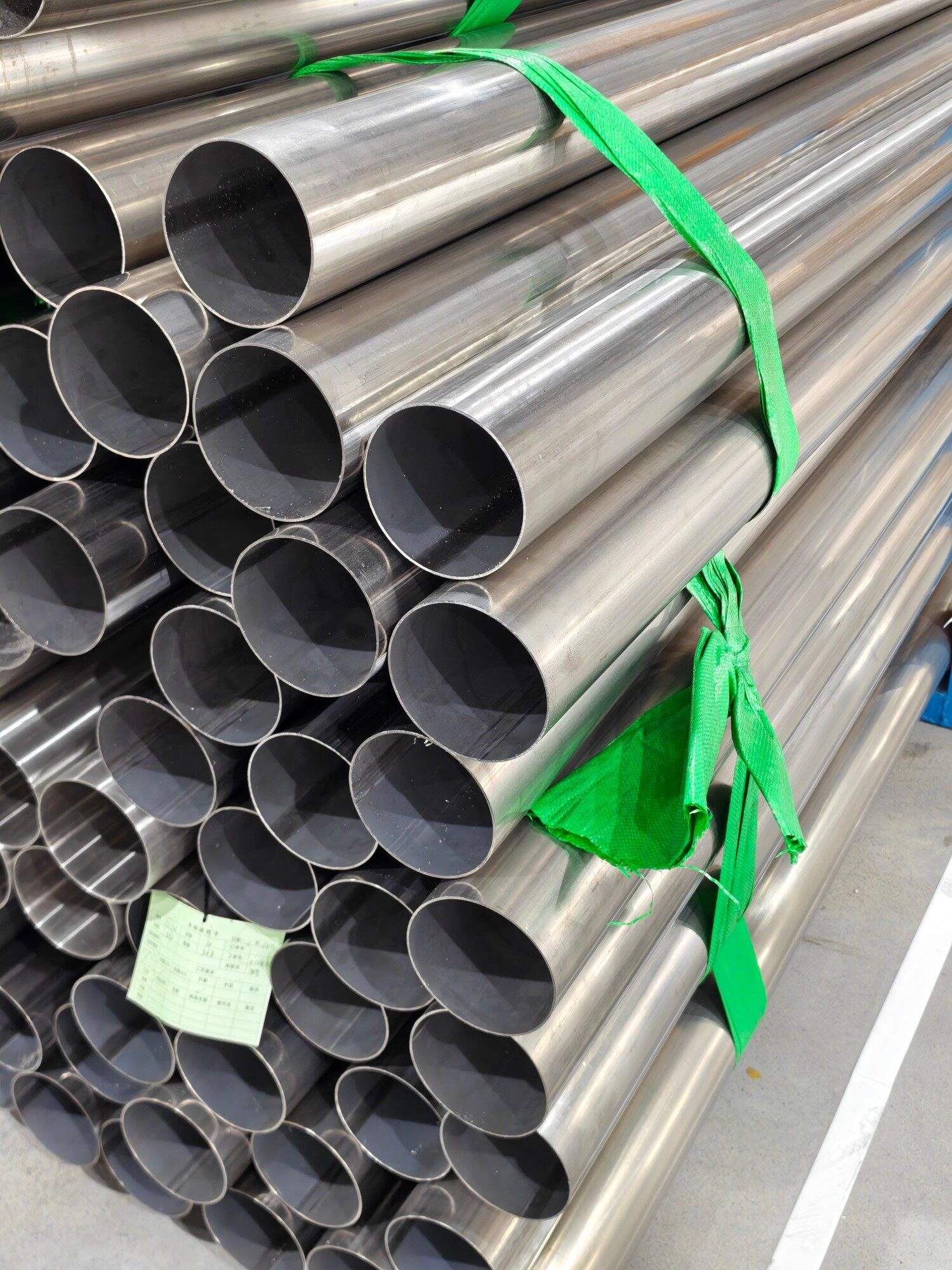 25+years of experience