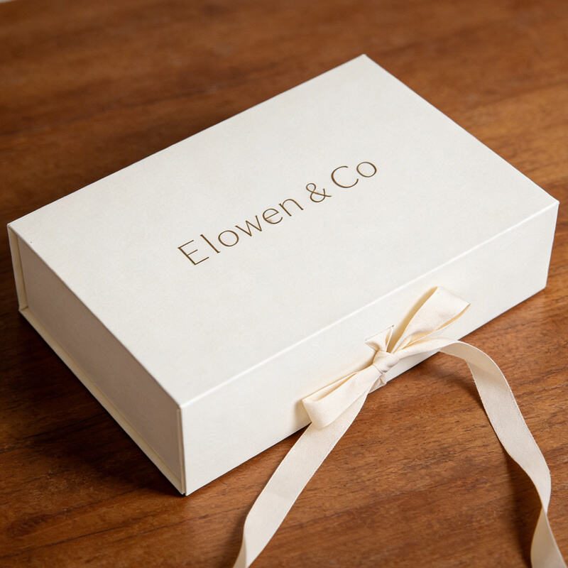 Magnetic paper box gift paper box in customizable colors and sizes for multiple packaging applications