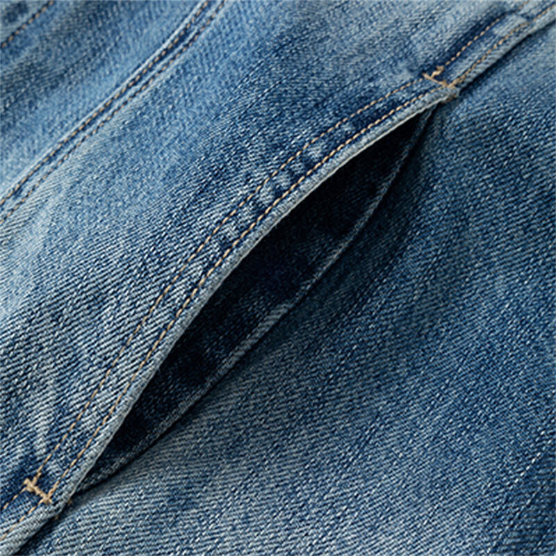 Jaket trakker denim lelaki berkesan kusam tersuai dengan tampal balik kulit di belakang dan logo