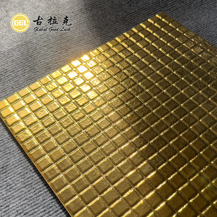 New Design Porcelain Mosaic Gold Shiny Ceramic Wall Tiles