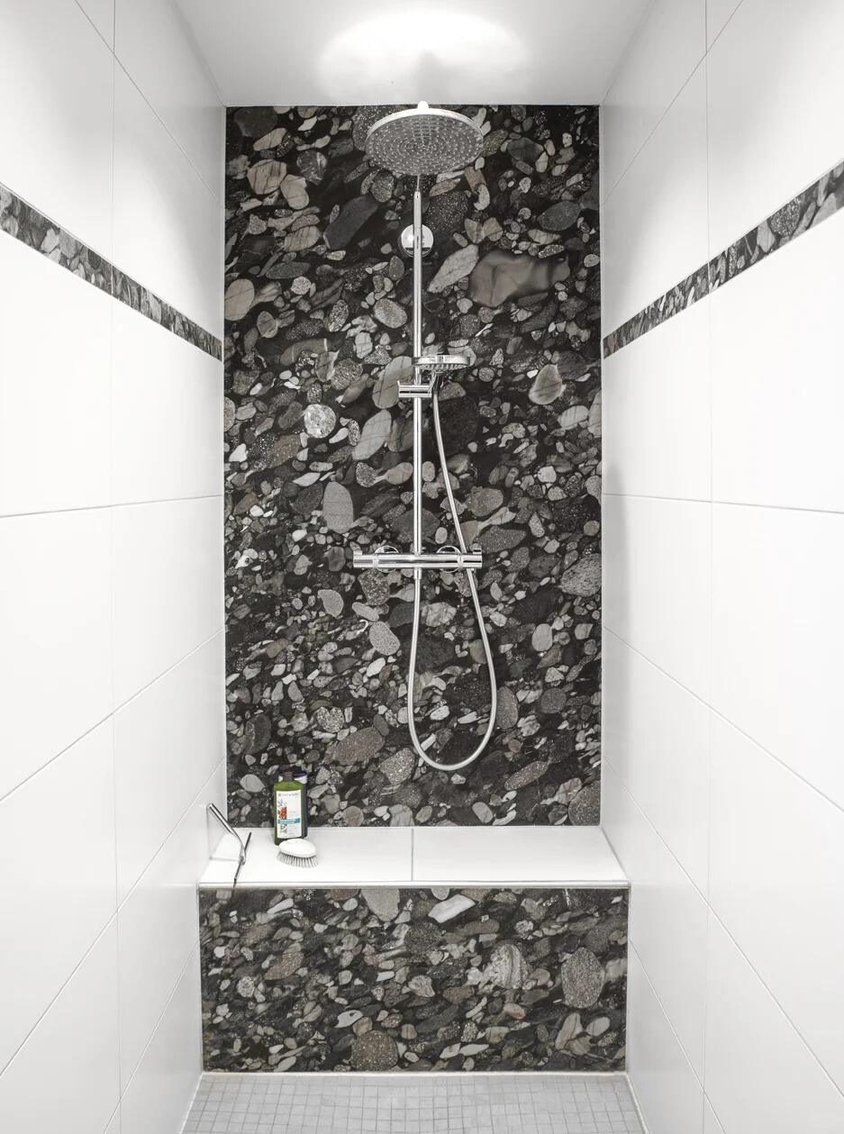 Black Marinace9.jpg