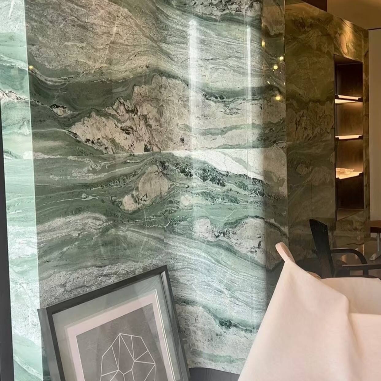 Victoria Green Marble: yfirráðandi val á milli frábærra rýma