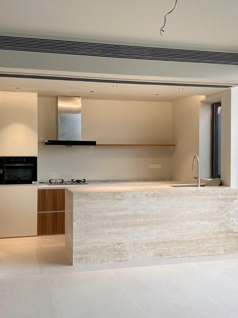 white travertine (4).png