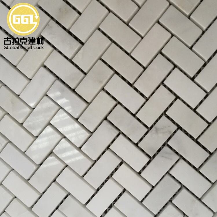 Oriental White Irregular Marble Herringbone Marble Mosaic Tiles