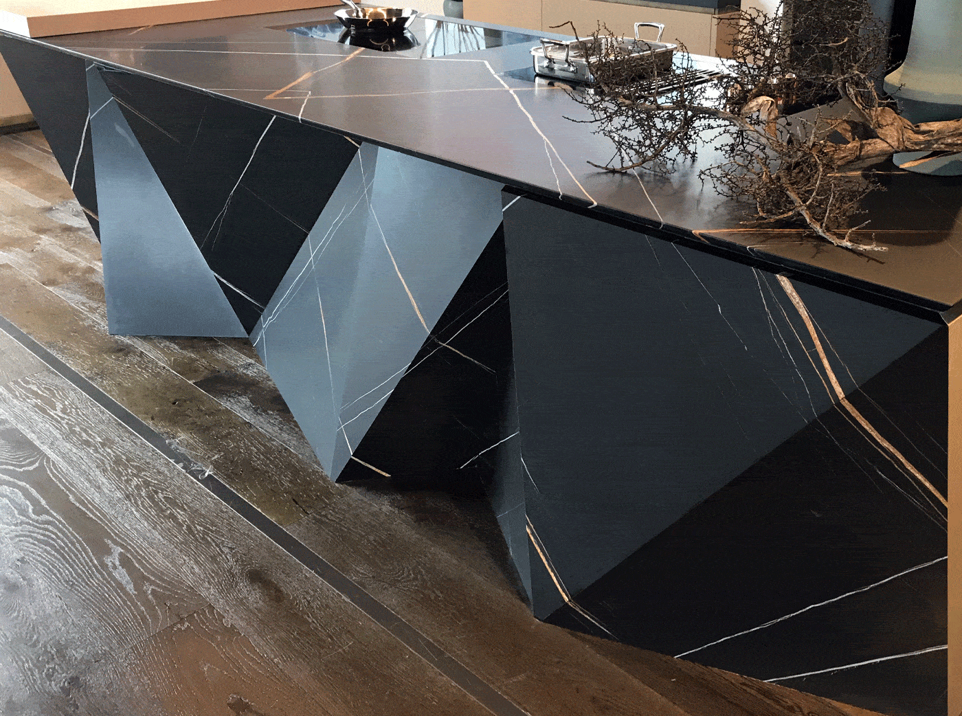 Sahara Noir Marble  10.gif