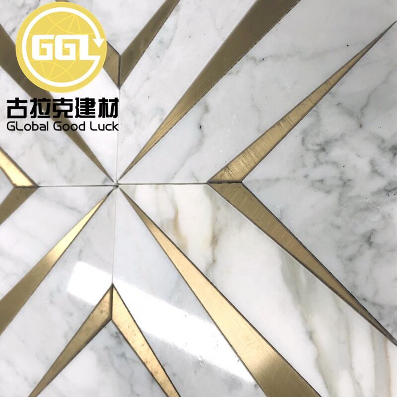 Calacatta Gold Marble Waterjet Pattern Mosaic Tile Inlay Brass