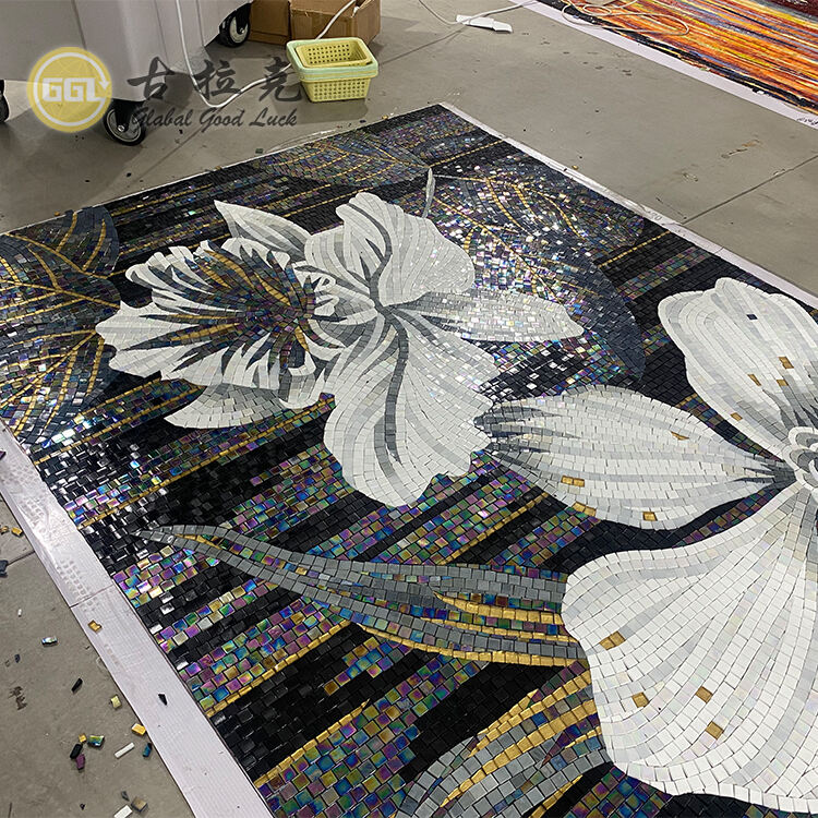 Custom Made Modern Art Mosaic Flower Pattern Mural Glass 4mm Thick Hand-Cut for Bedroom Hotel Wall Decor