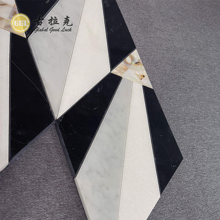 Triangle Shape Marble Mix Shell Waterjet Mosaic Tile