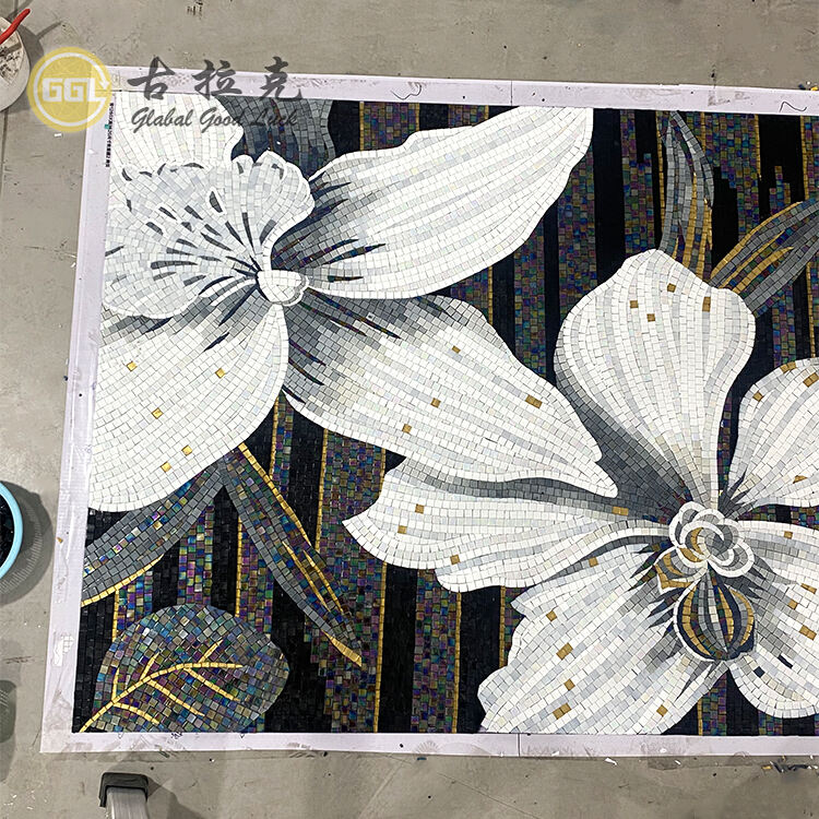 Custom Made Modern Art Mosaic Flower Pattern Mural Glass 4mm Thick Hand-Cut for Bedroom Hotel Wall Decor