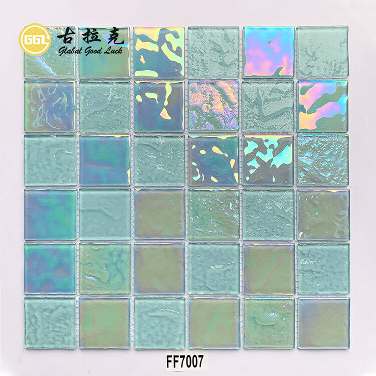 Iridescent glass mosaic tile