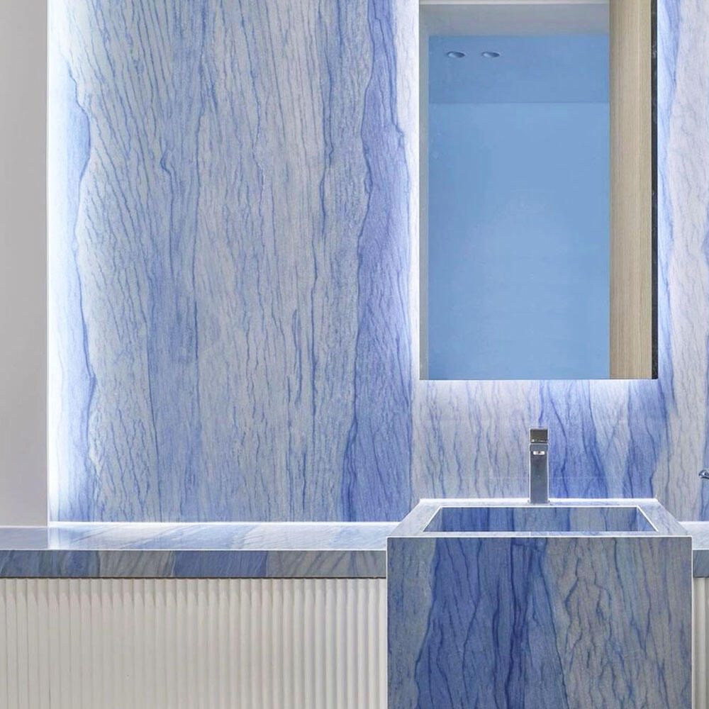 العالم الساحر للرخام الأزرق