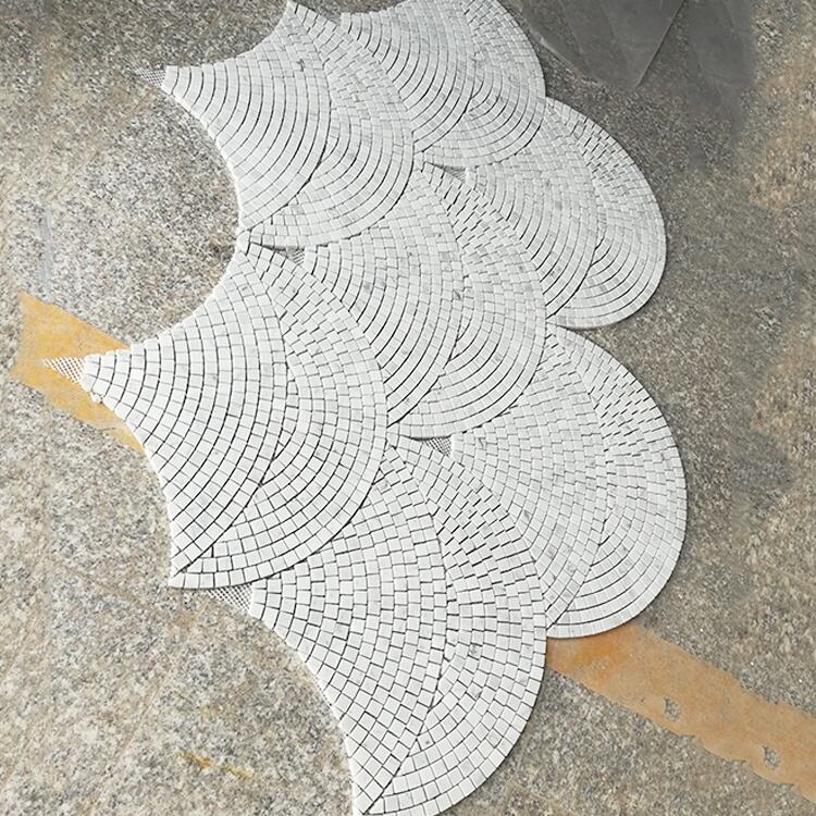 Carrara Marble White Cut By Hand Big Fan Shape Marble Mosaic Tile 