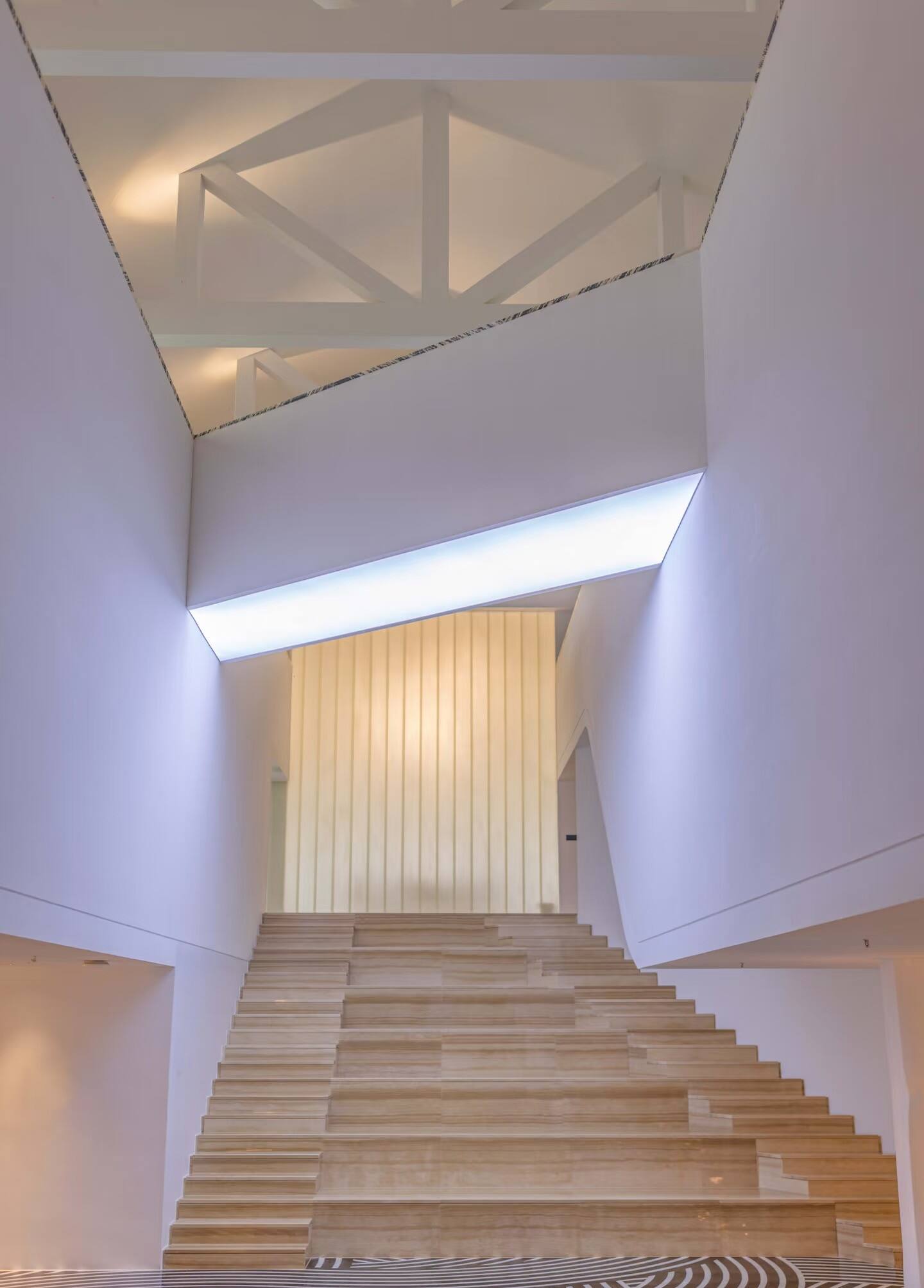 Italy Wood Grain Marble3.jpg