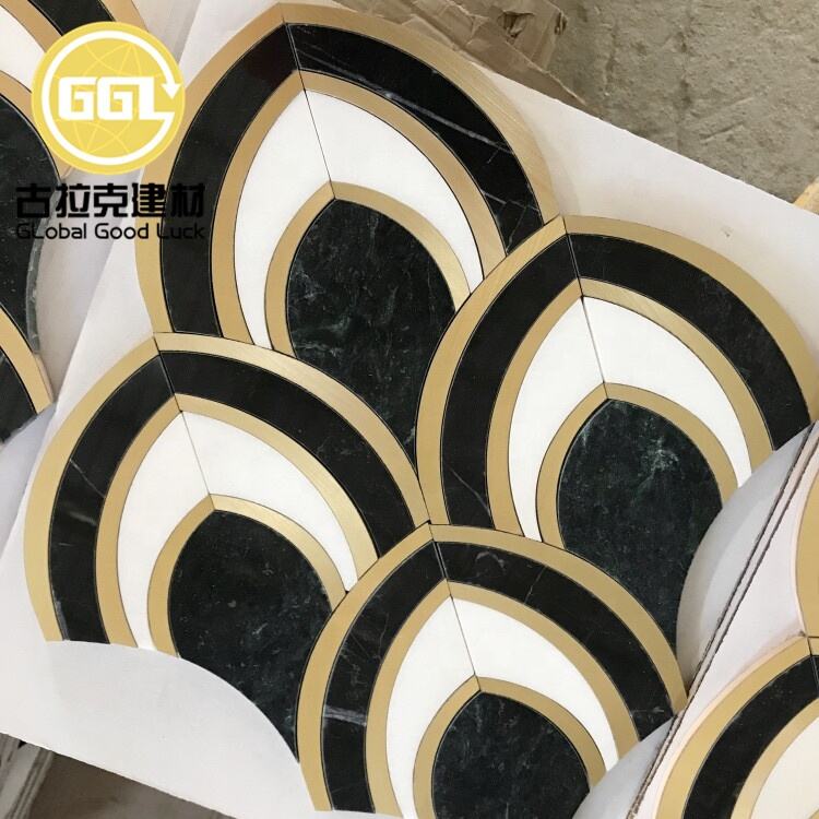 Fish Scale Fan Shape Marble Polished Waterjet Mosaic Inlay Brass Mosaic Tile