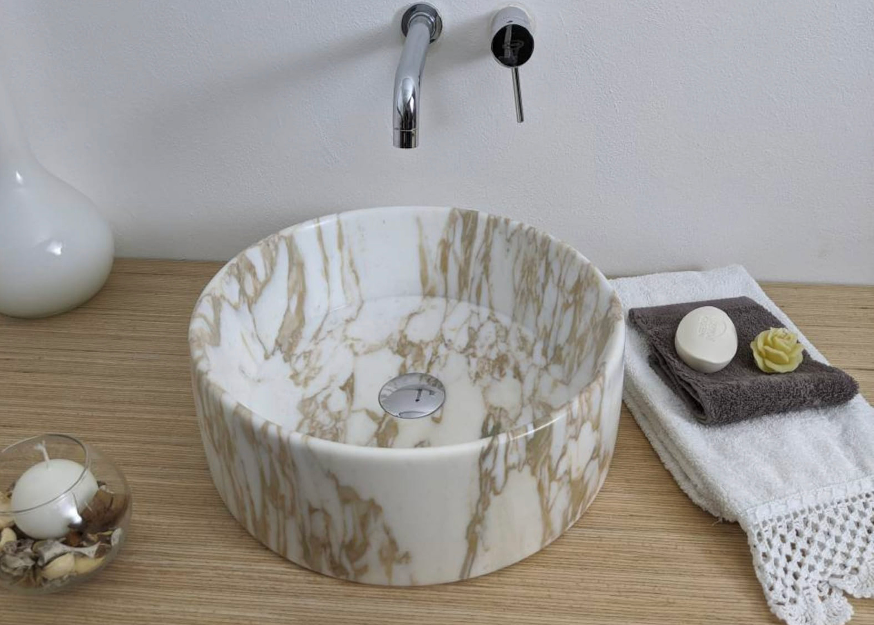 The unique charm of white marble