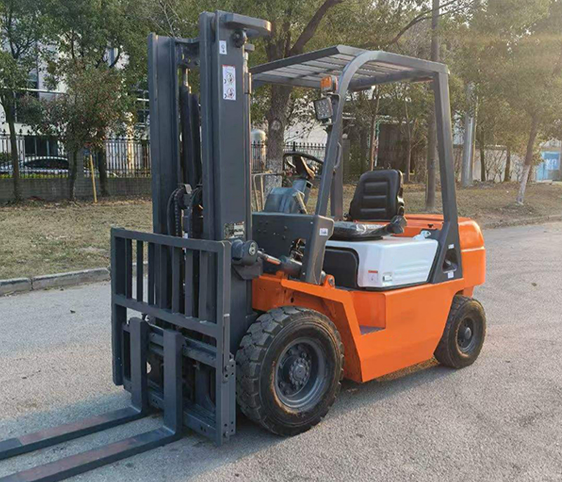 HS30-F Diesel Forklift Truck