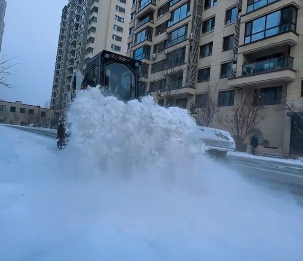 Ural Dealer Visit to China : HSL25 Skid Steer in Extreme Cold