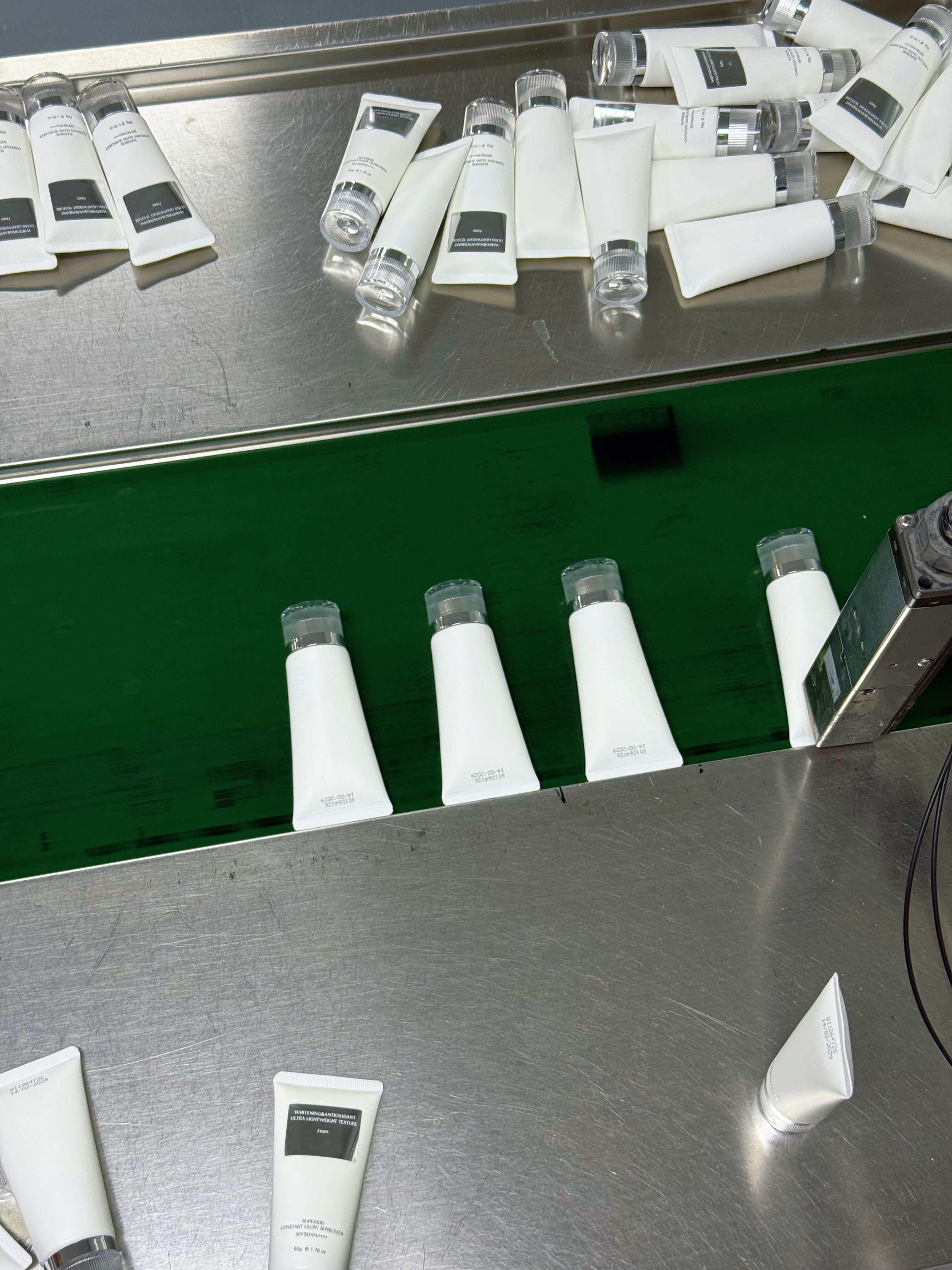 How to Choose the Best Wholesale Cosmetic Supplier for Your Business
