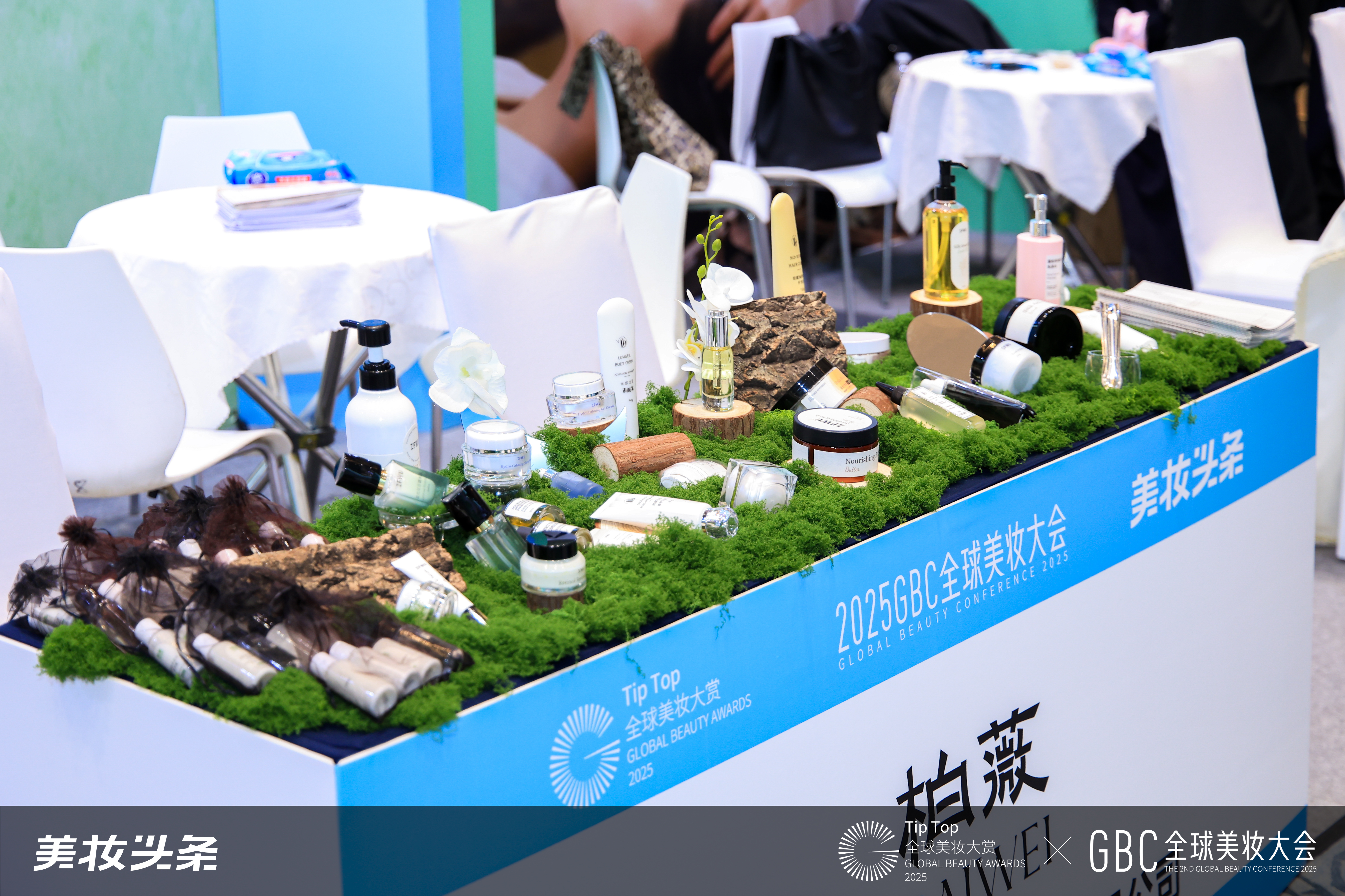 What Are the Benefits of Wholesale Organic Skin Care Products?