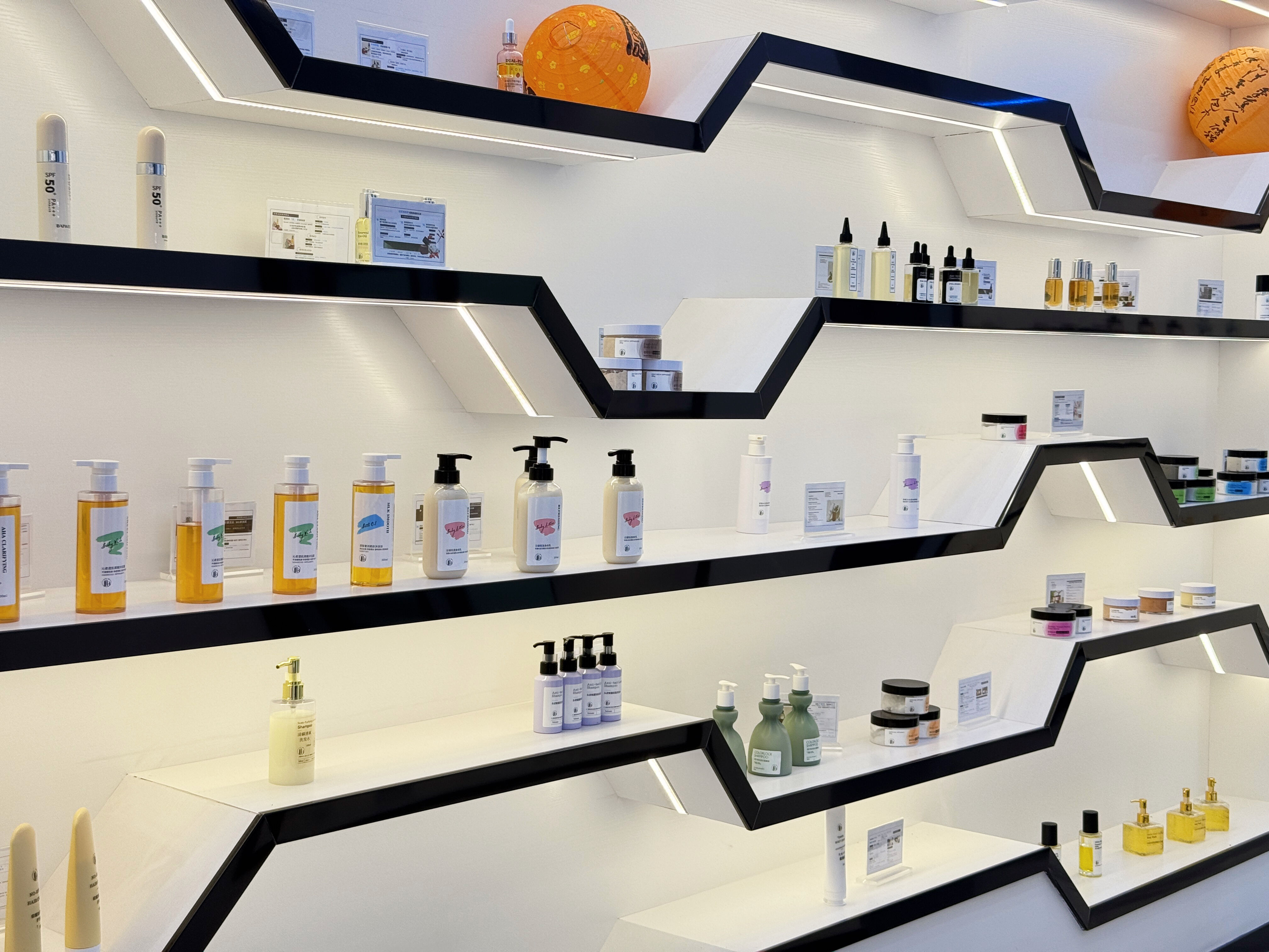How to Maximize Profit Margins with Private Label Skin Products