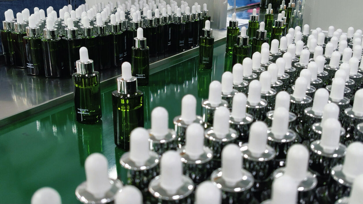 How to Ensure Consistent Product Quality in Skin Care Manufacturing
