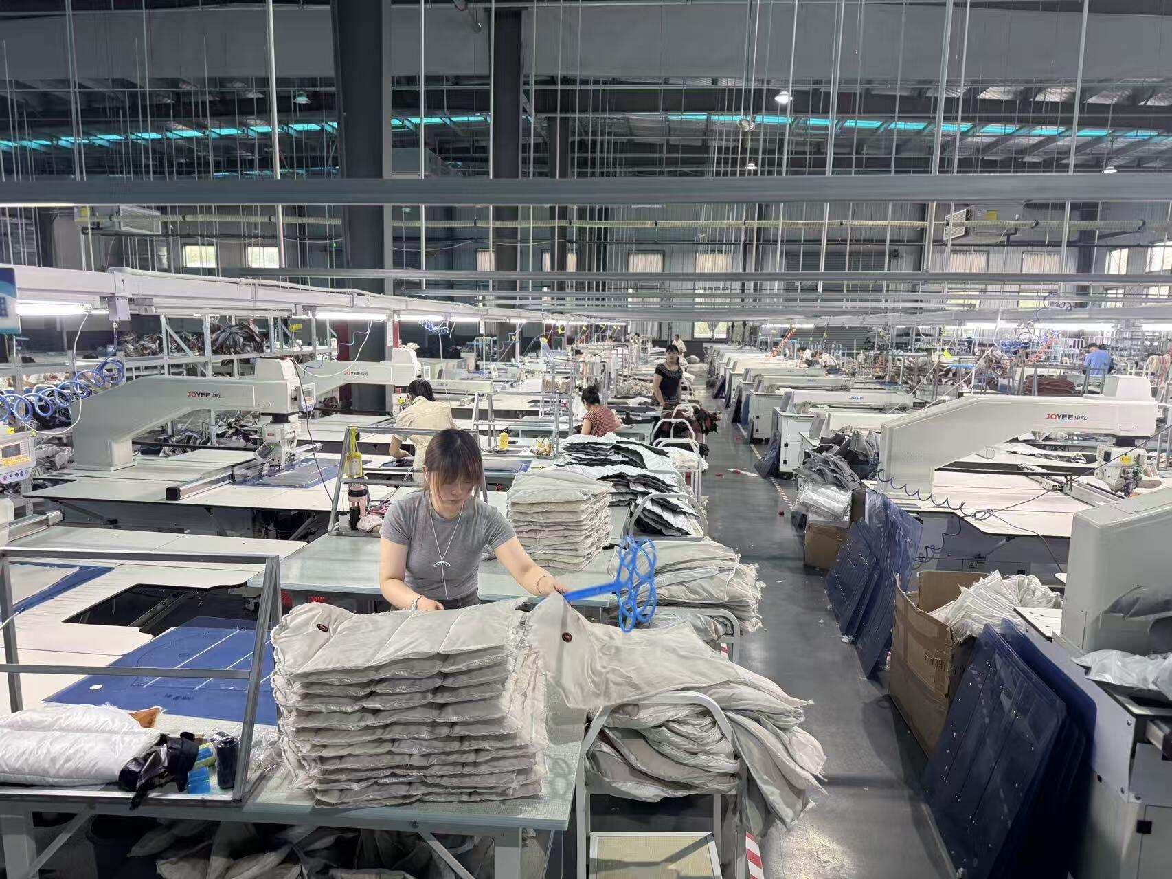 Where to Find Reliable OEM Garment Manufacturers for Wholesale Orders?