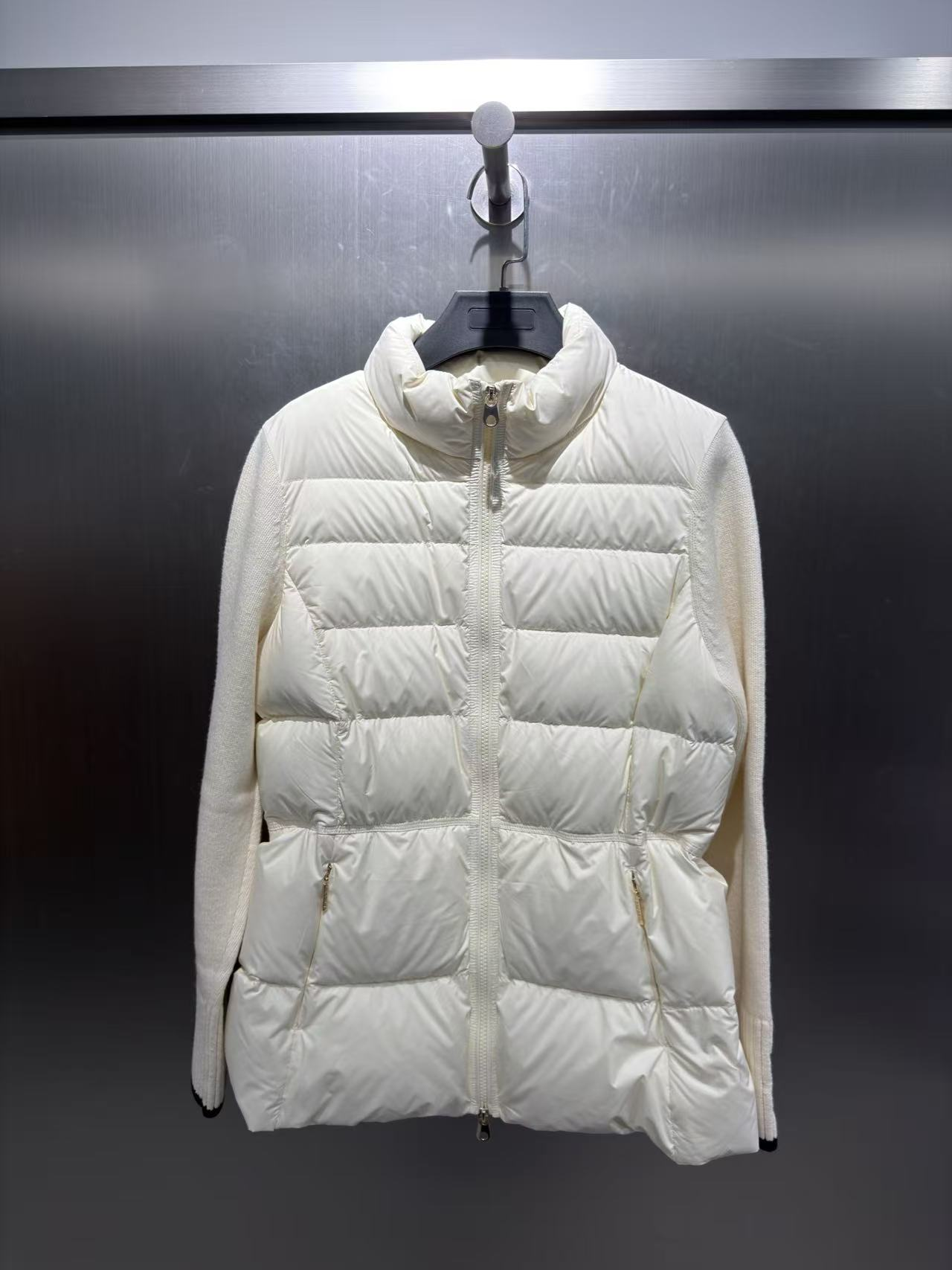 How to Care for Your Female Puffer Jacket to Ensure Longevity