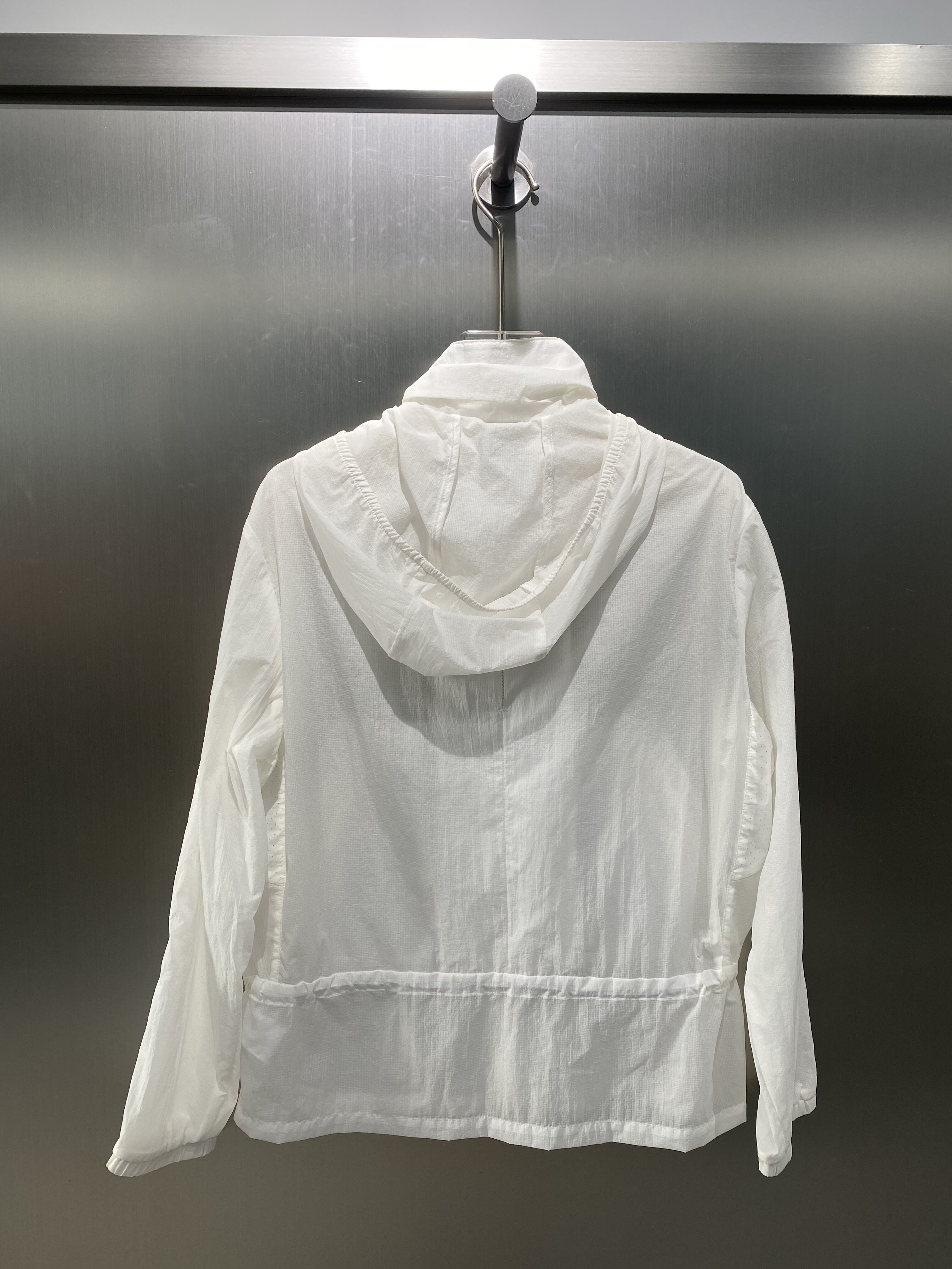 How to Care for Your Men's Waterproof Jacket for Longevity