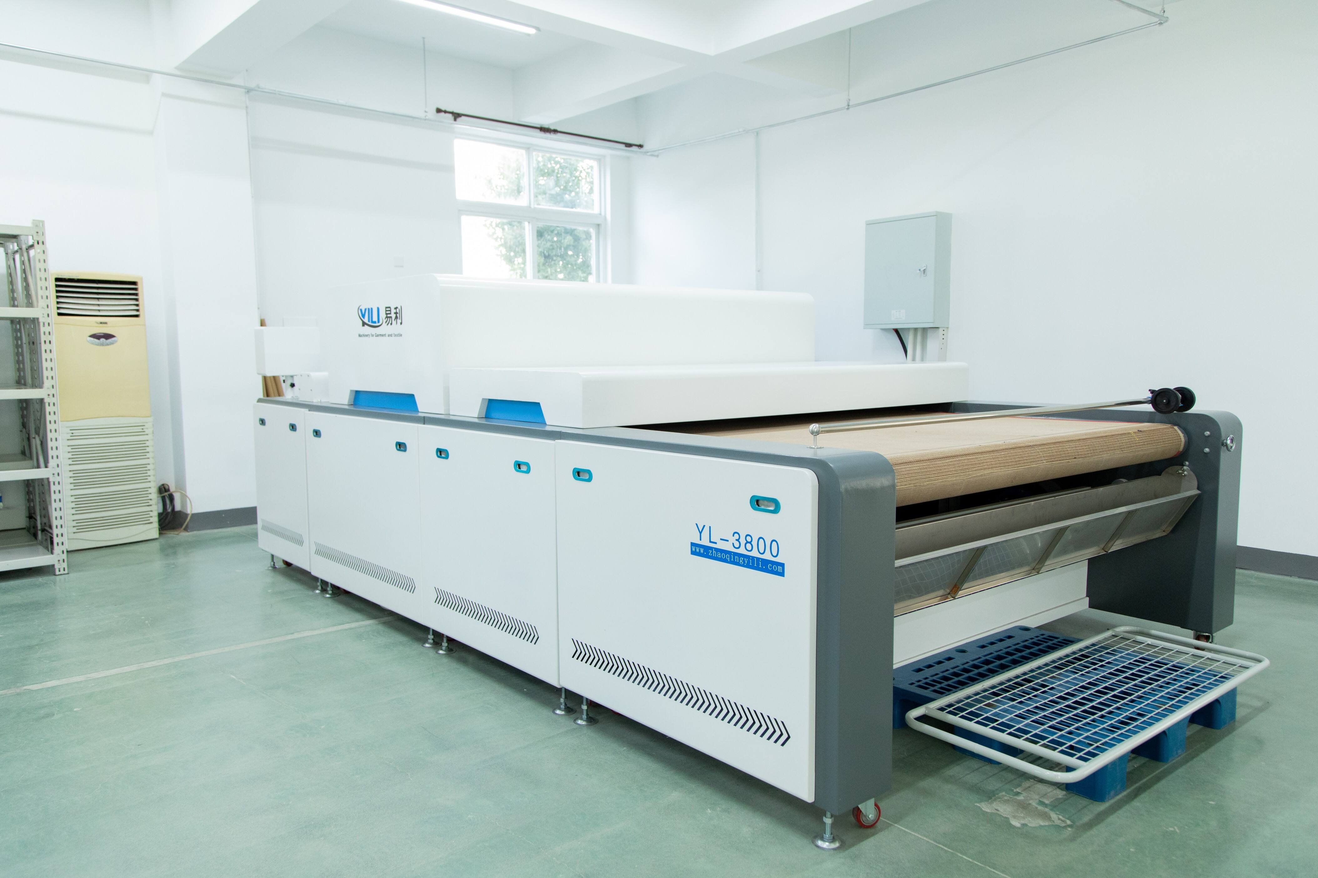 What Questions Should You Ask a Professional Clothing Manufacturer?