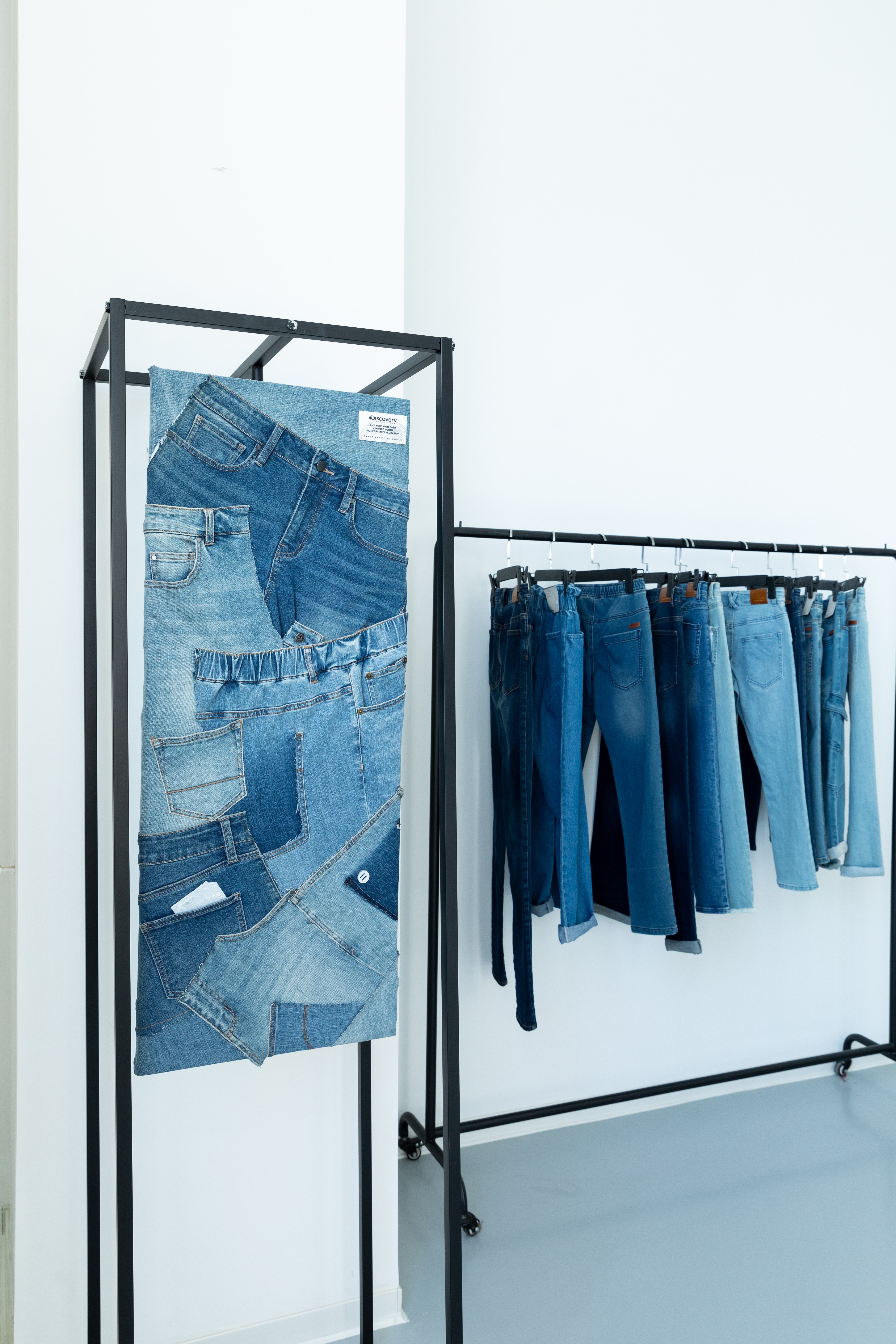 What Are the Latest Trends in Women's Leggings for 2023?