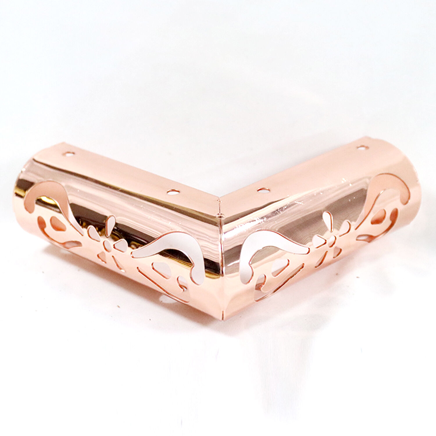 Wejoy European Custom V Shape Furniture Sofa Leg Base Metal Iron Base Curve Sofa Metal Legs Gold Colour Legs for Furniture