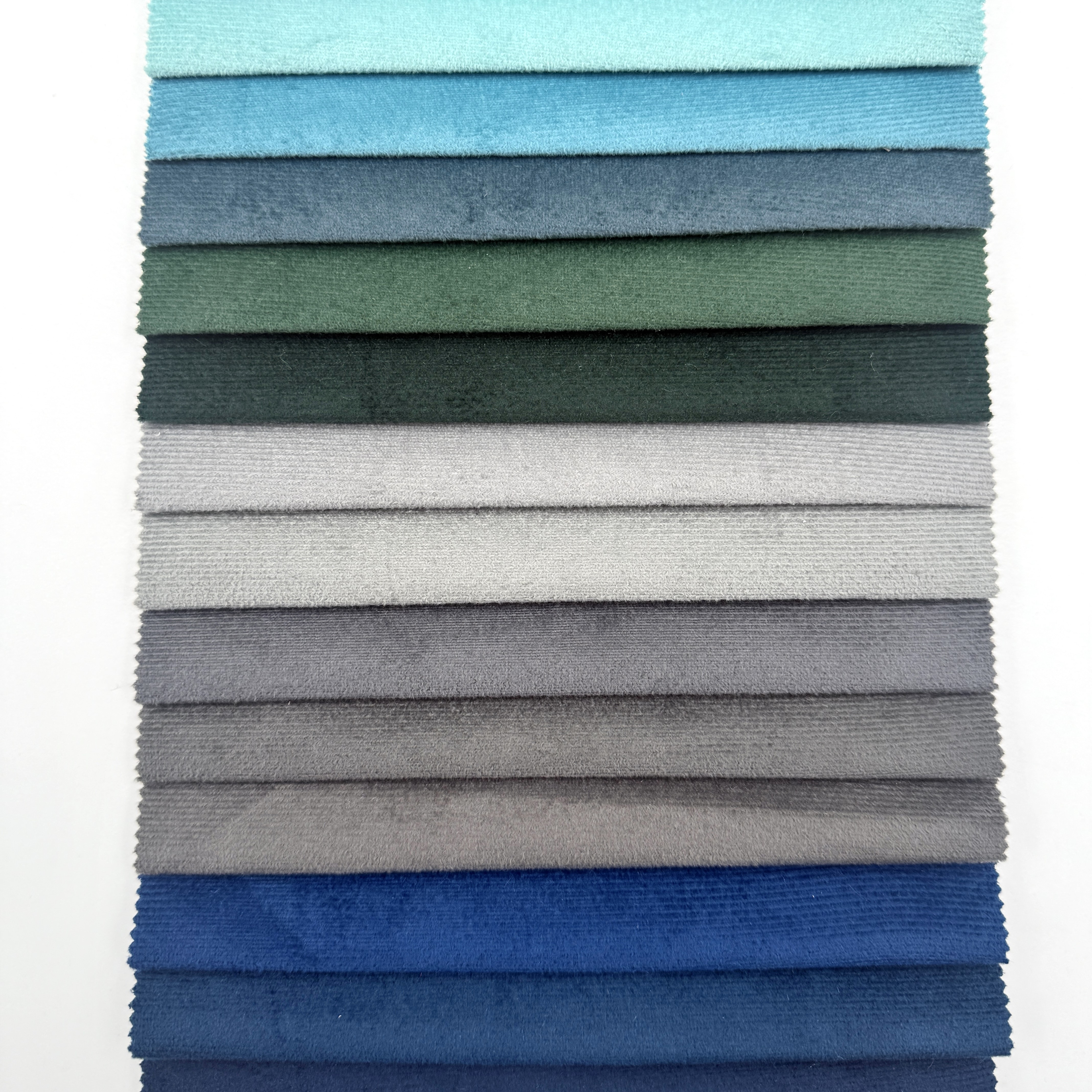 نسيج مخملي عصري من البوليستر الخالص بنسبة ١٠٠٪ وبوزن ٢٢٠ جرام/م² من علامة وي جوي المصنّعة، نسيج خامات منزلية جديد التصميم لنفاذة الأرائك — نسيج موسها المخملي