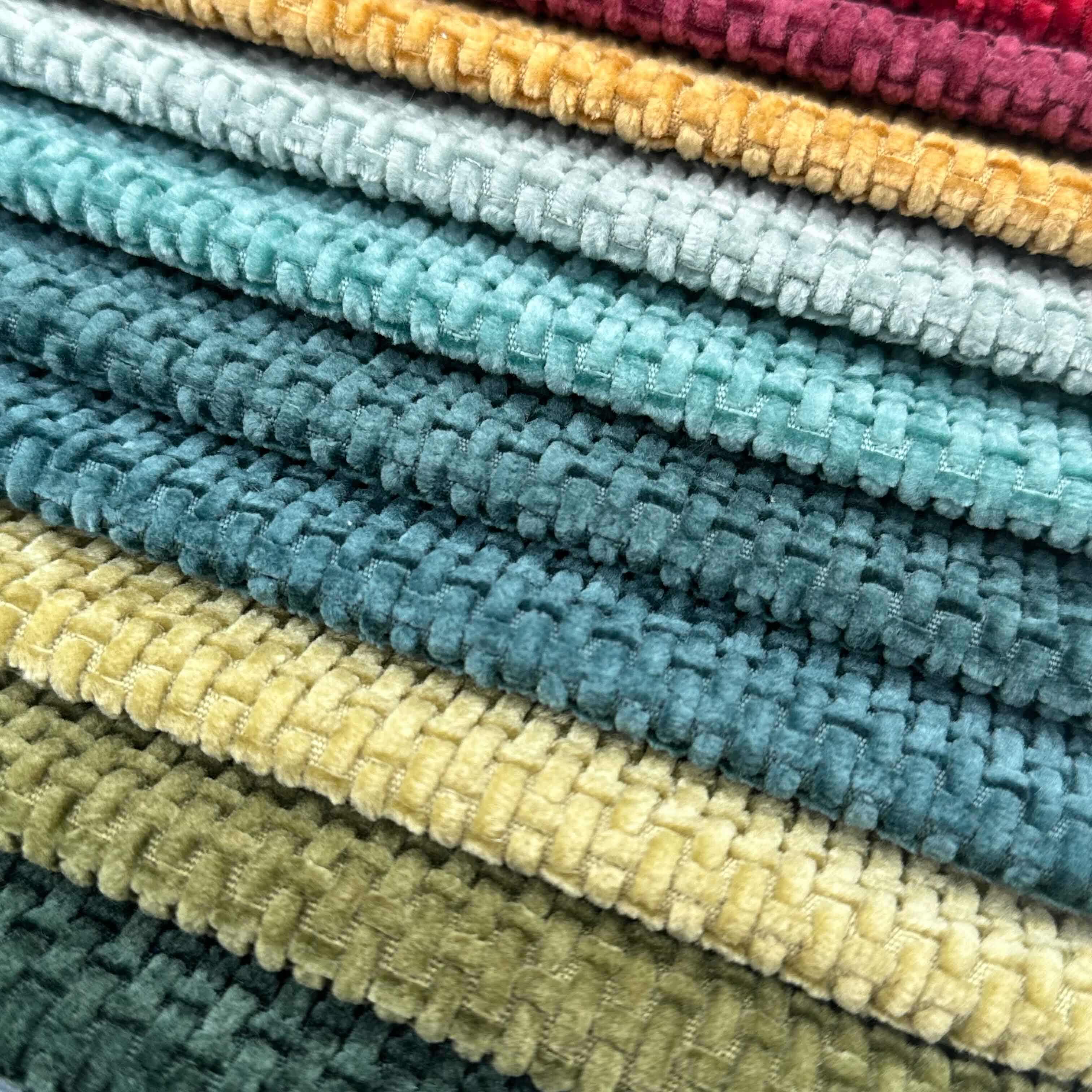 Wejoy New 350gsm 400gsm Geometric Design Solid Color Chenille Fabrics for Furniture Sofa