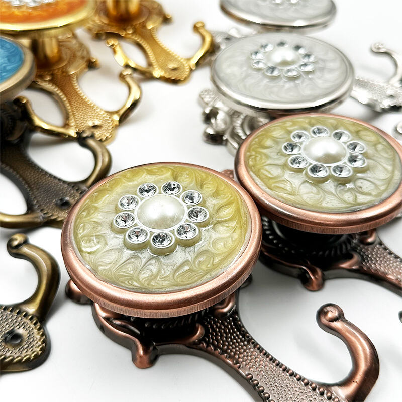 Wejoy unflower Multiple Techniques Synthesizing Diamond Wall Hooks Window Accessories Floral Wall Hook Crystal Diamond Sunflower Home Decor for Living Room Bedroom Kitchen Garden Window 