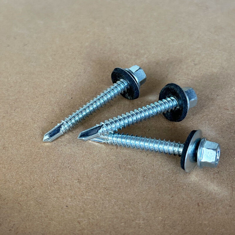 براغي ذاتية الحفر برأس سداسي مُسنَّن من وي جوي، مطلية بالزنك، براغي ذاتية التثبيت على شكل ذيل حمامة، براغي تيك ذات رأس سداسي مزوَّدة بغسالة، مزودة بغسالة من مادة الإيثيلين بروبيلين ثنائي المونومر (EPDM)، وتُستخدم في تركيب أسقف الفولاذ والبناء المعدني وتثبيت ألواح الطاقة الشمسية