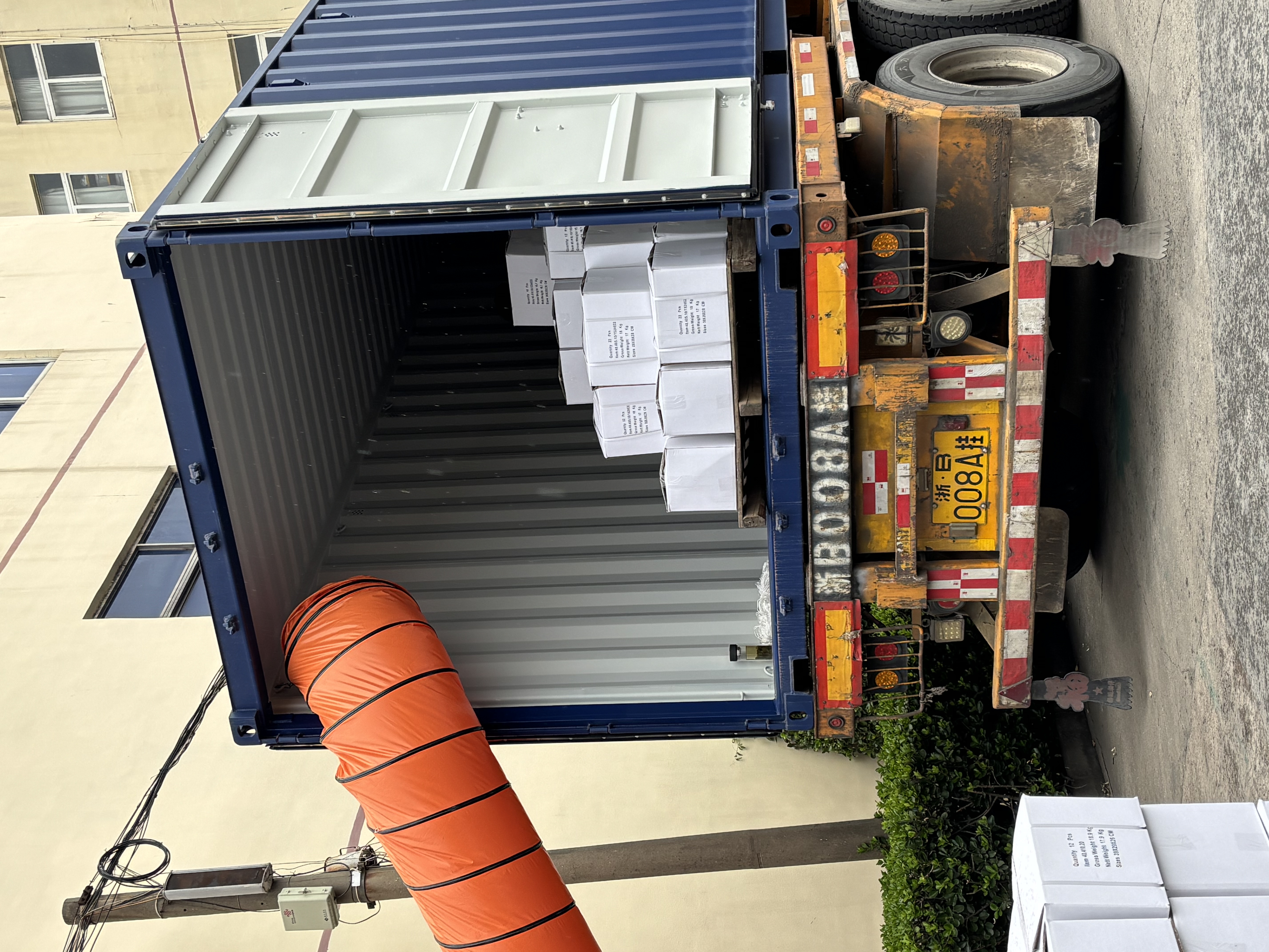 Strategic Location for Fast Shipping