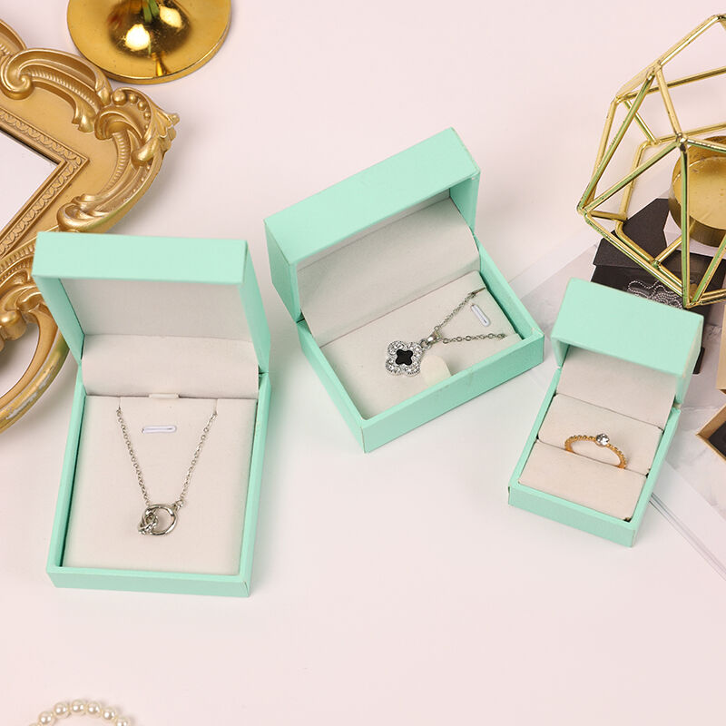 Spolehlivé řízení dodavatelského řetězce a globální distribuční síť