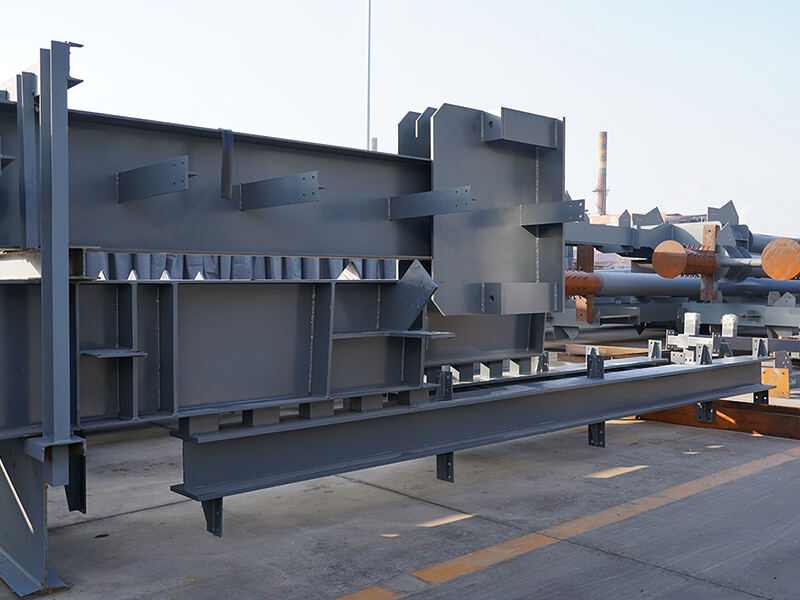 What are the exterior wall materials for steel structures?