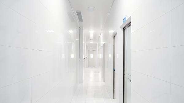 modular-cleanroom-wall-system.jpg