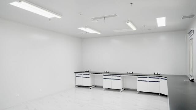 Machine Made Clean Room Panel Project Qingdao Deju Chemical's 13000㎡ Cleanroom Facility