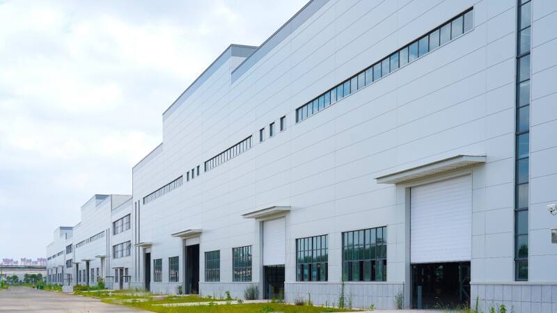 Purlinless Wall Systems .jpg