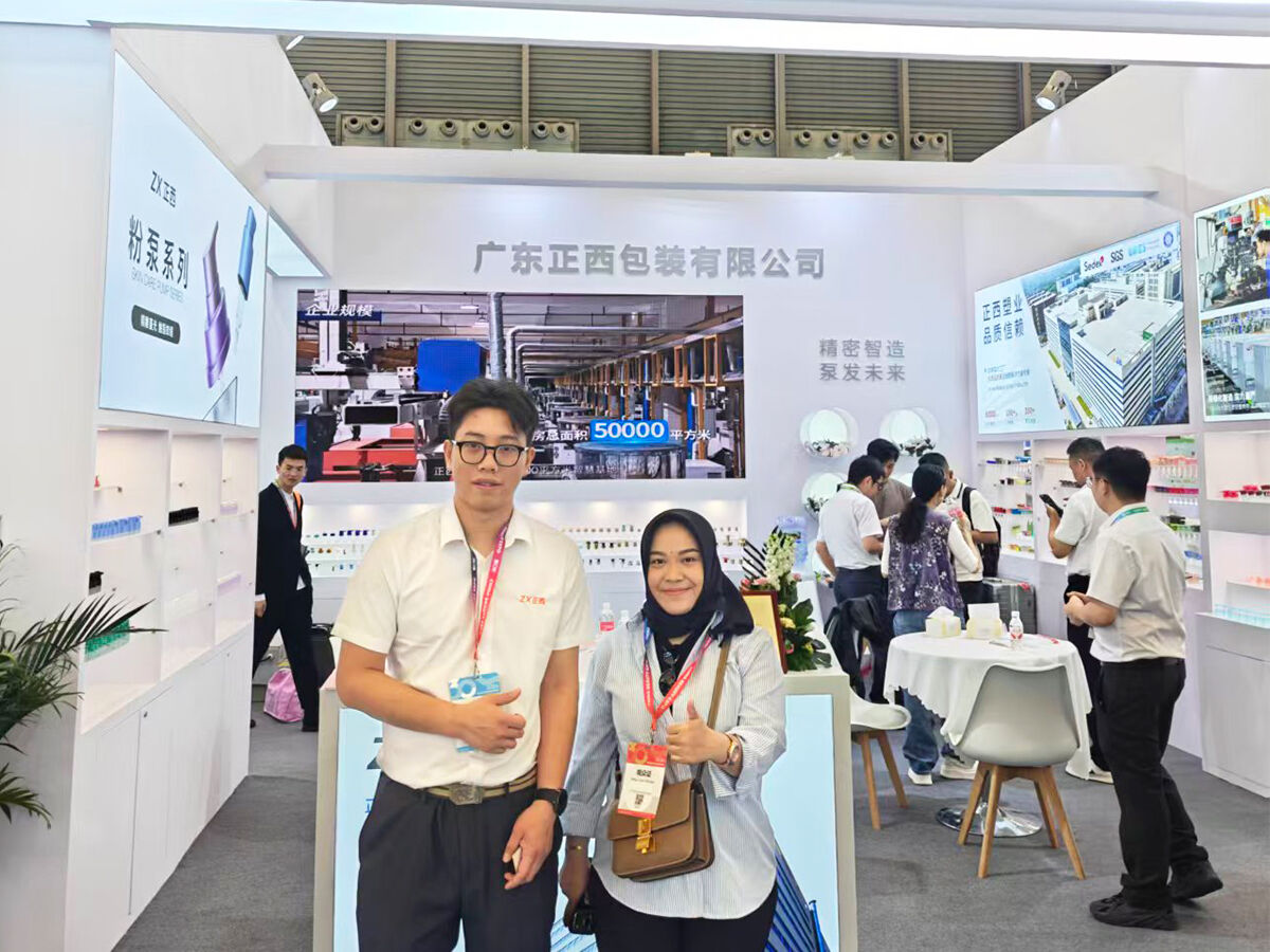 Zhengxi Packaging Debut at the 30th CBE China Beauty Expo in Shanghai-4.jpg