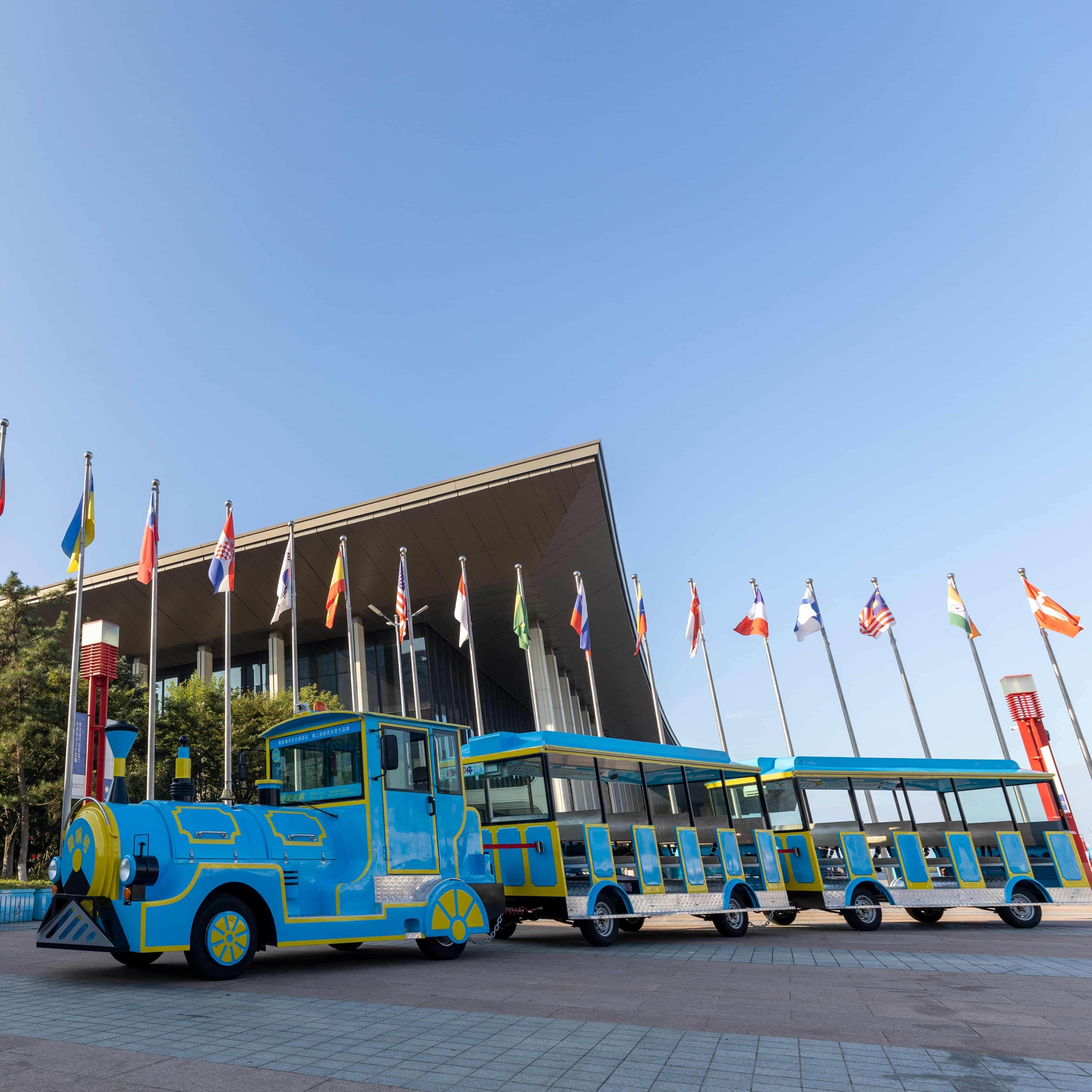 How to Navigate the Best Offers at Train in the Mall for Your Business